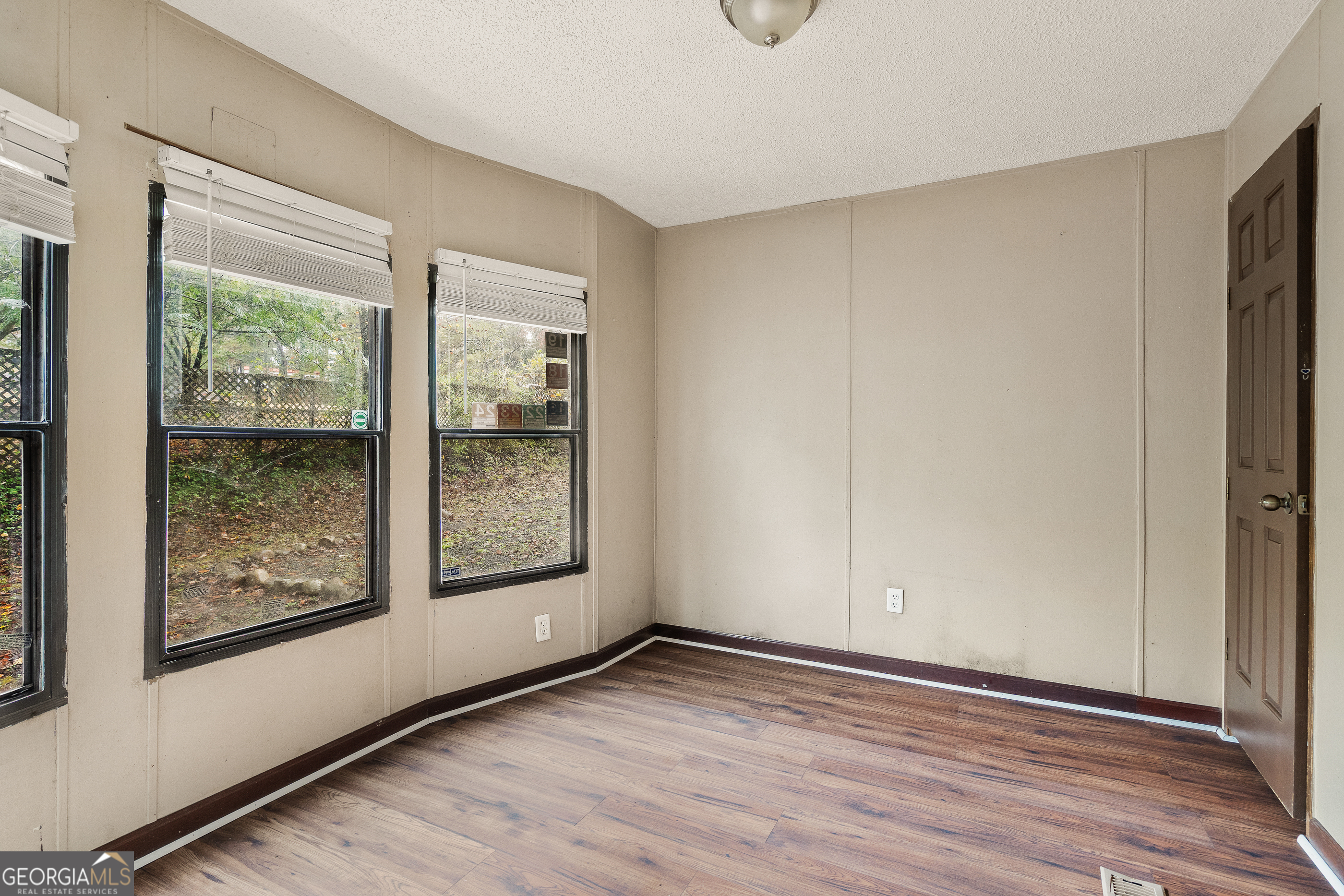 207 Squirrel Avenue Cohutta, GA 30710 - Photo 21 of 38