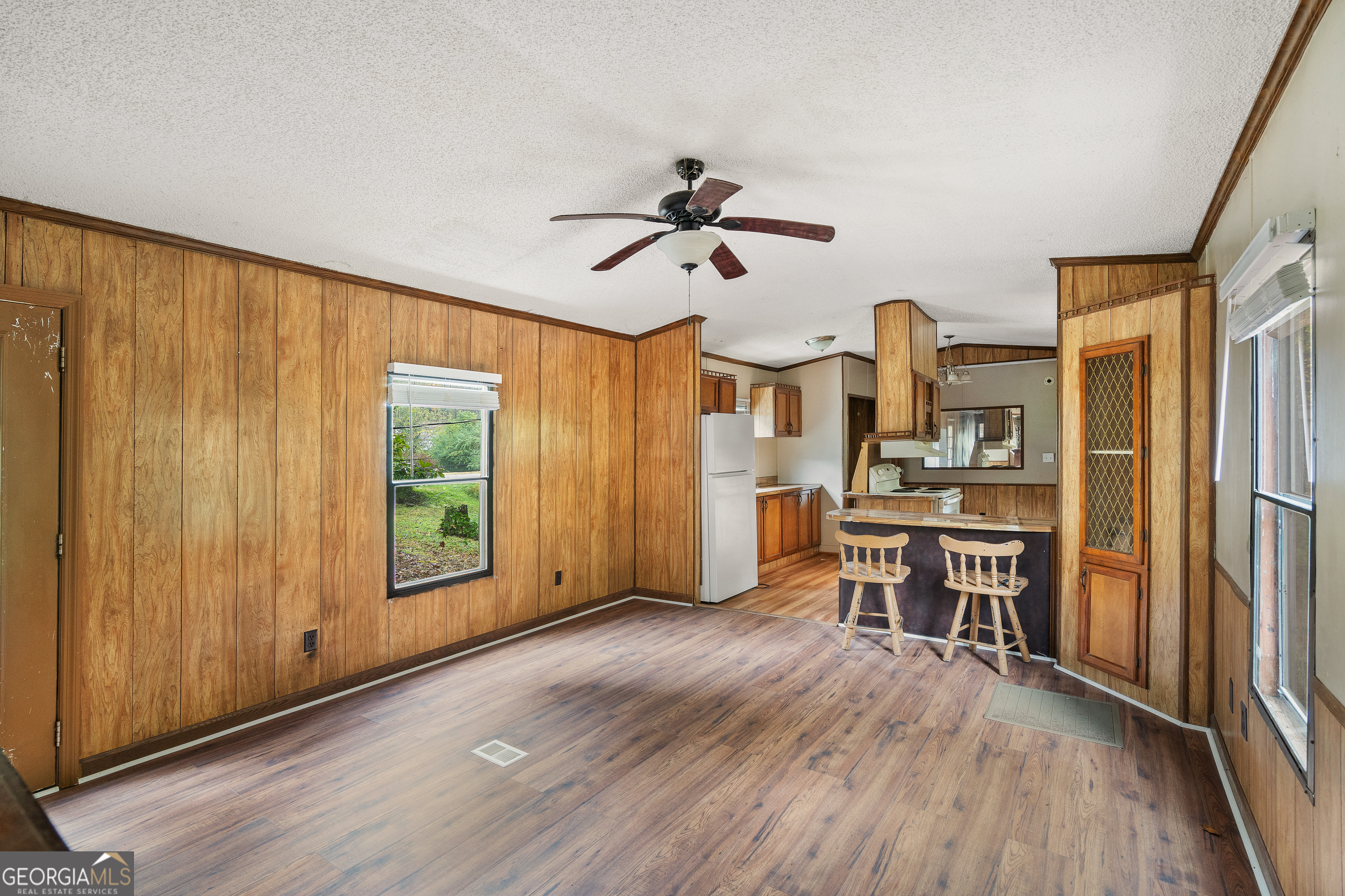 207 Squirrel Avenue Cohutta, GA 30710 - Photo 3 of 38