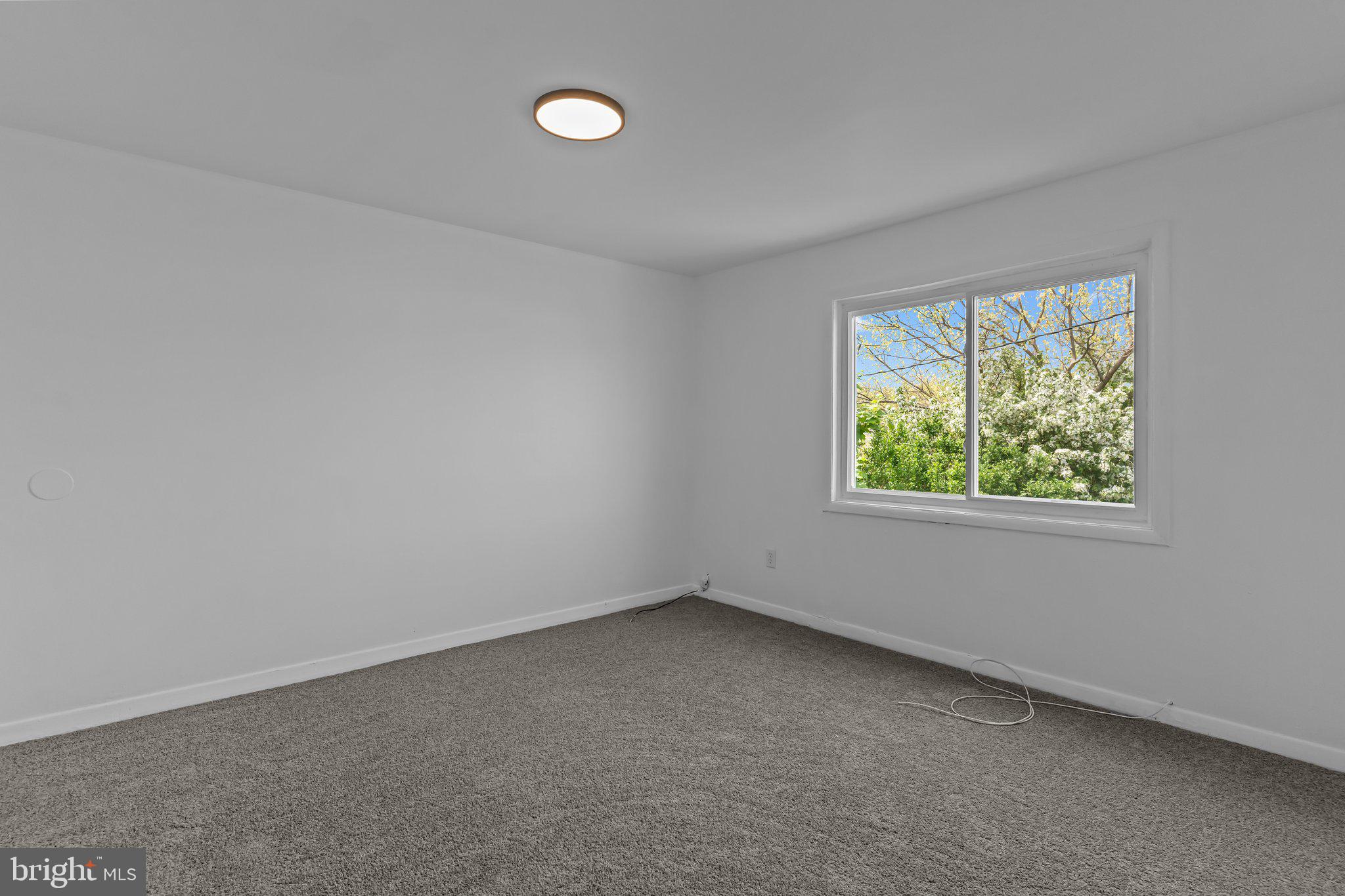 5729 Mitchell Road Levittown, PA 19057 - Photo 17 of 23 Gallery Image 17