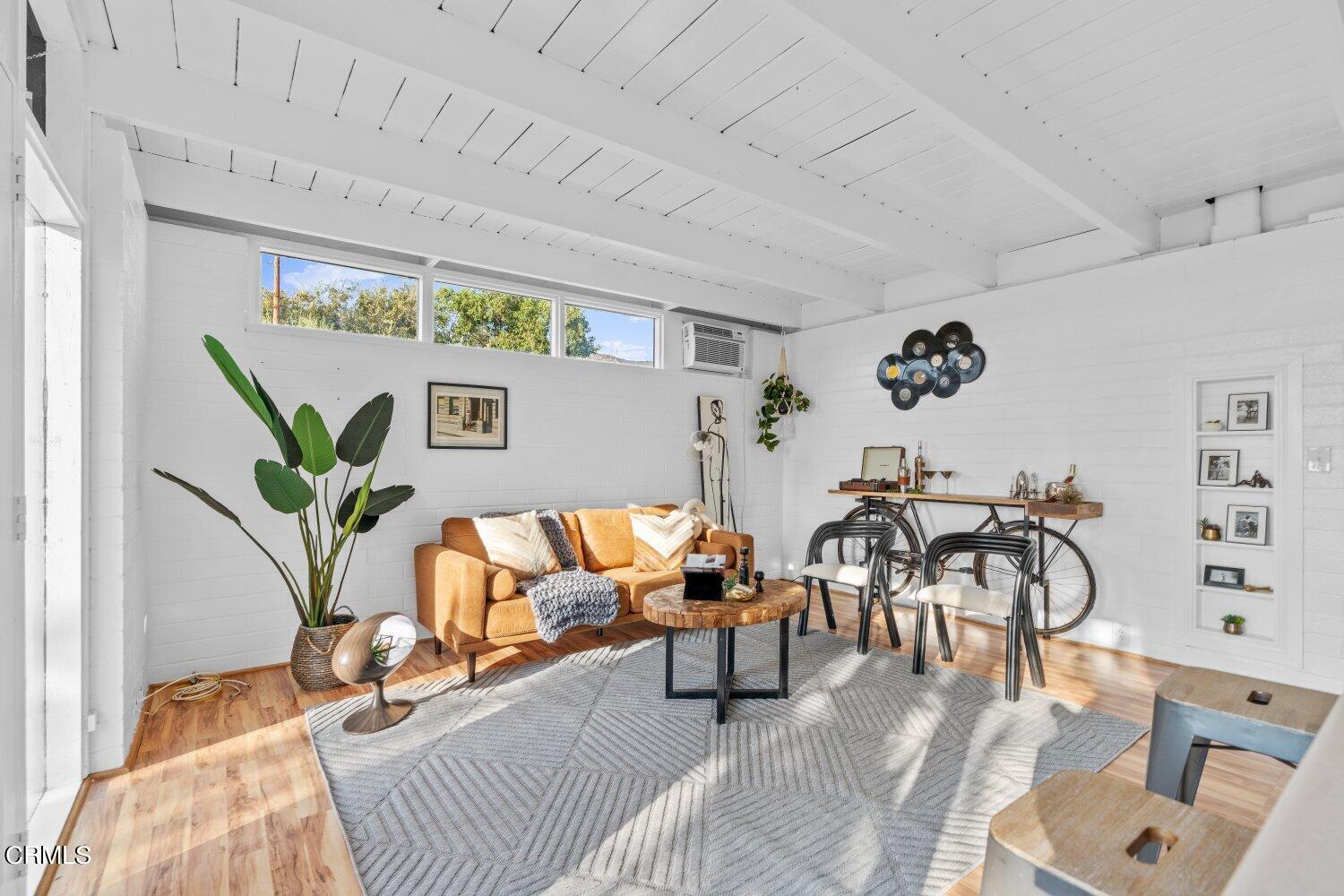 870 Random Lane Duarte, CA 91010 - Photo 11 of 58 172815434667018aea0facf0.06872734