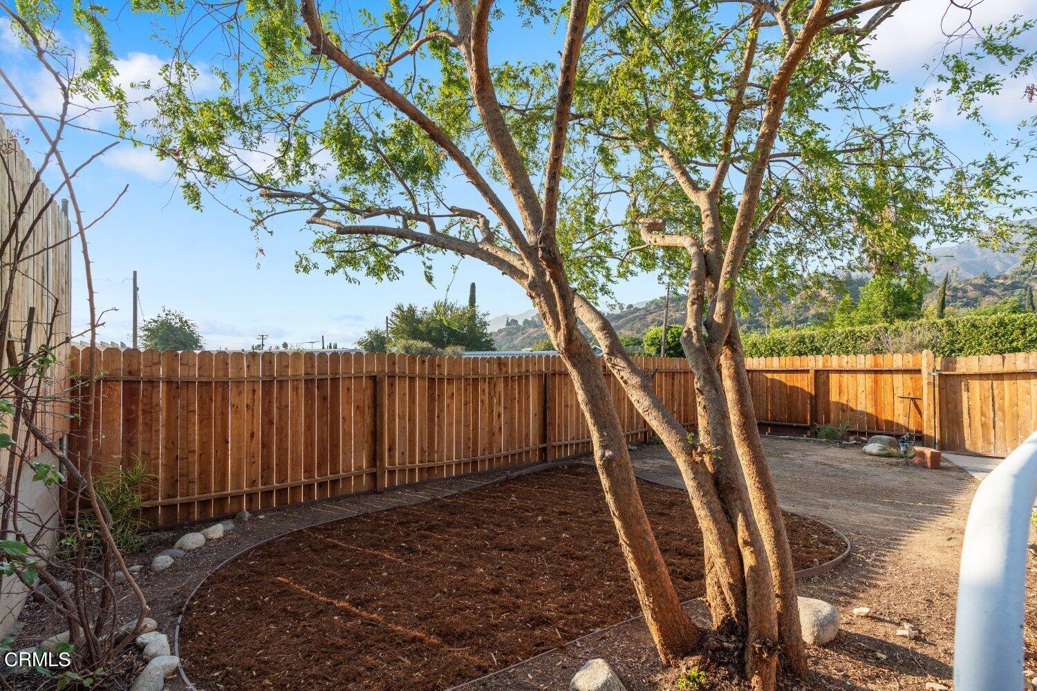 870 Random Lane Duarte, CA 91010 - Photo 27 of 58 172815446967018b650e09e0.13238816