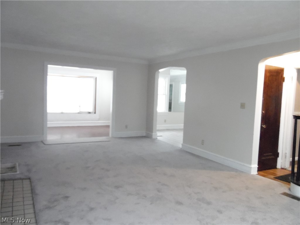 3133 Becket Road Cleveland, OH 44120 - Photo 7 of 18