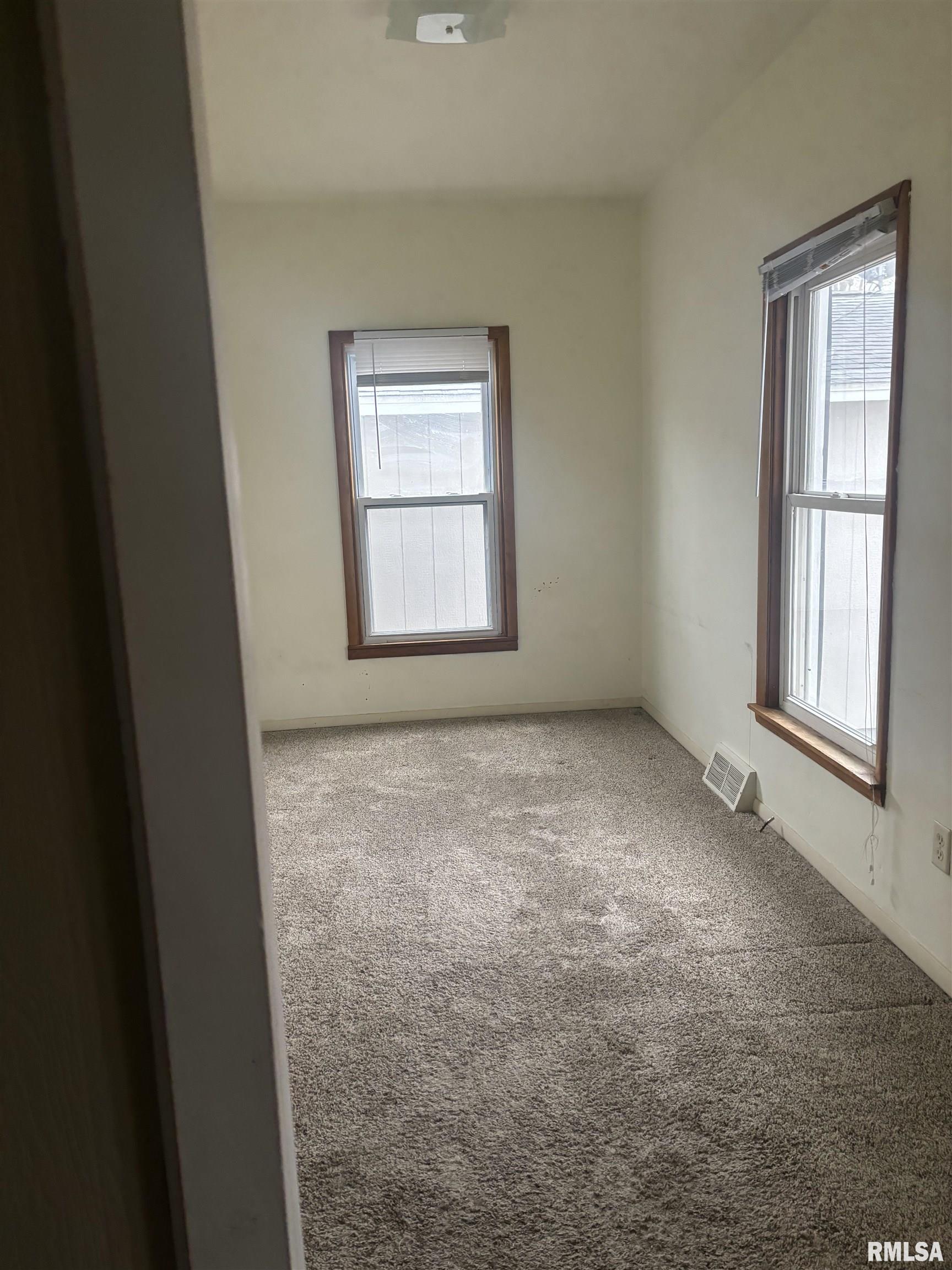 520 West Beech Street Chillicothe, IL 61523 - Photo 13 of 26