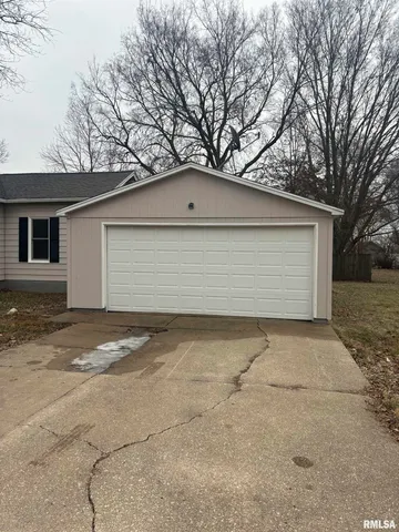$120,000 | 520 West Beech Street, Chillicothe, IL 61523