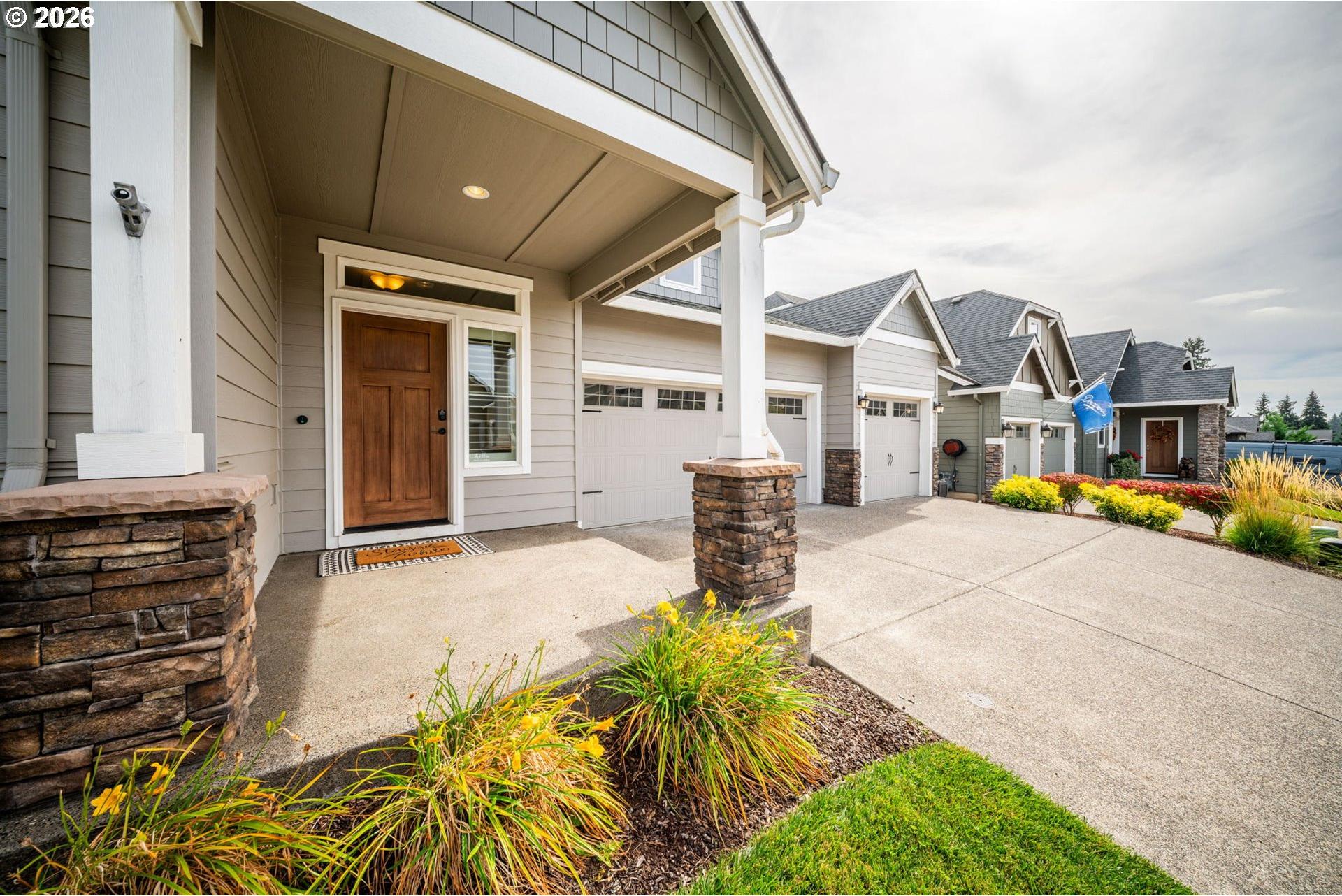 1738 South 46th Place Ridgefield, WA 98642 - Photo 4 of 31 Gallery Image 4