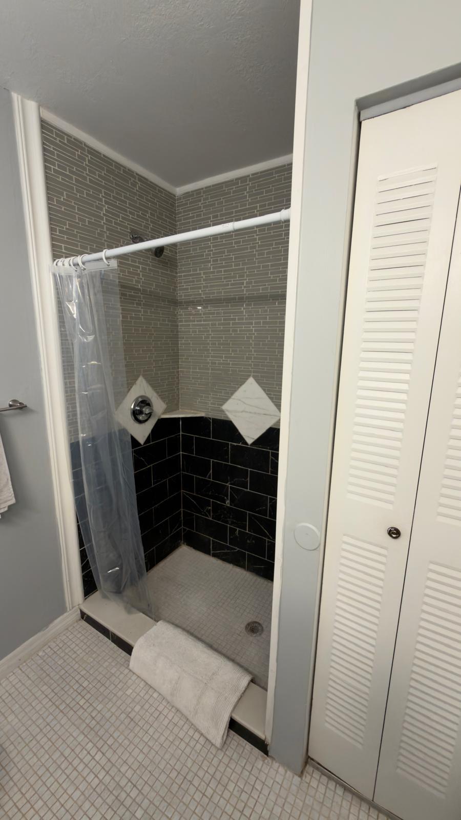 4488 Southeast Salvatori Road Stuart, FL 34997 - Photo 16 of 37 32e 2026-07-03 at 11.07.45 AM
