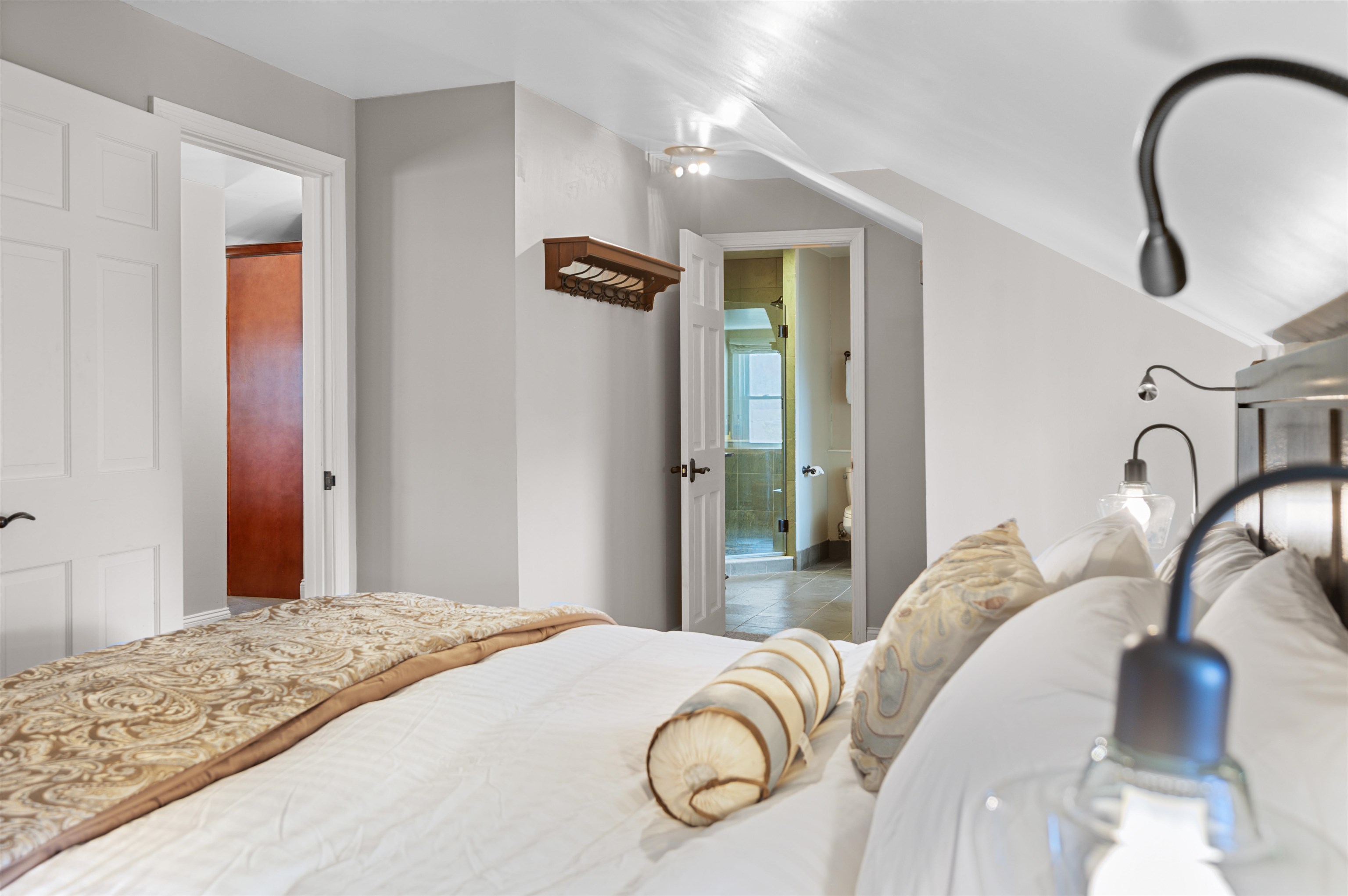 6047 Mountain Road, Unit 14 Stowe, VT 05672 - Photo 19 of 50 Gallery Image 19