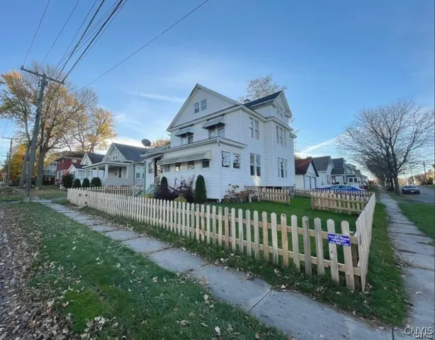 $800 | 715 Lansing Street, Unit 1F, Watertown, NY 13601