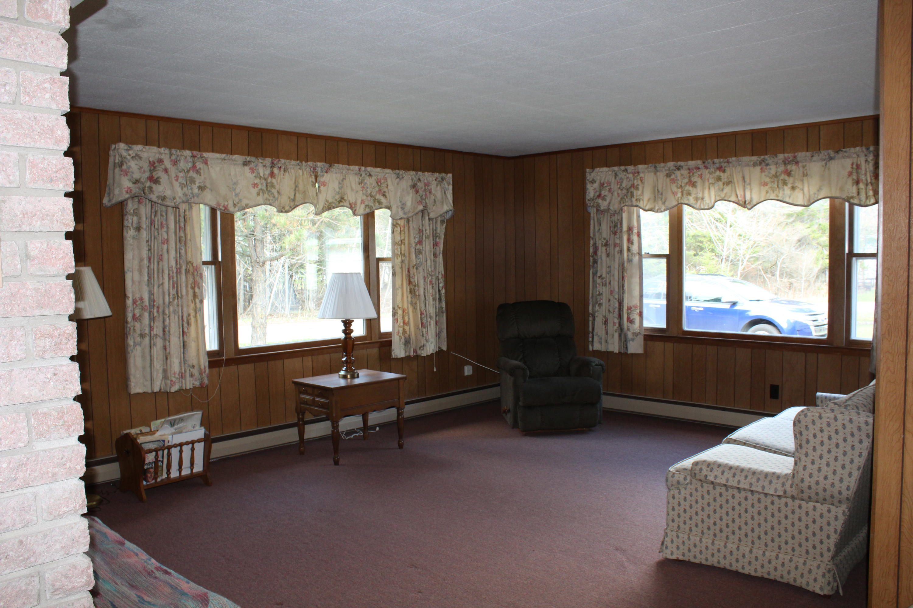 11075 Kings Point Road Alanson, MI 49706 - Photo 16 of 39 Gallery Image 16