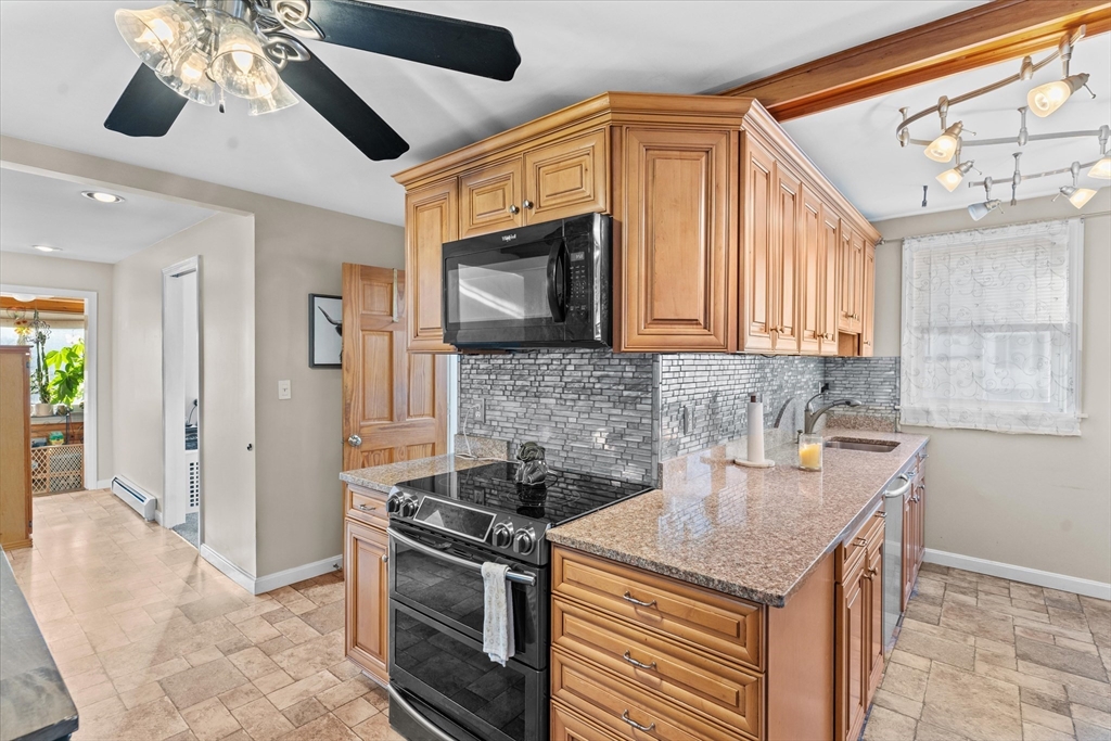69 Derry Road Methuen, MA 01844 - Photo 8 of 38 Gallery Image 8