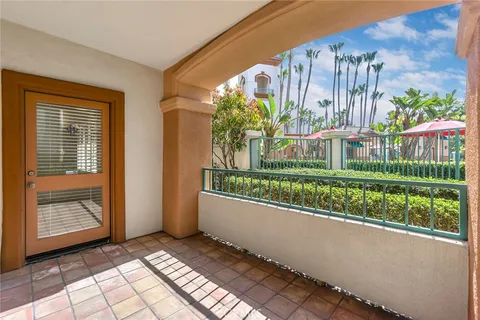 $1,549,000 | 172 Villa Point Drive, Newport Beach, CA 92660