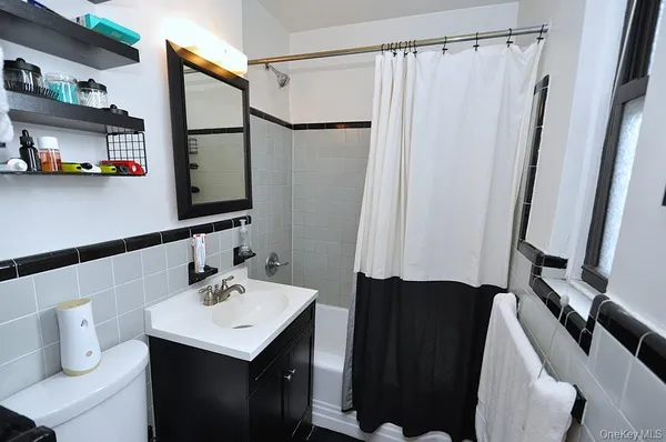 $155,000 | 142 Garth Road, Unit 1A, Scarsdale, NY 10583