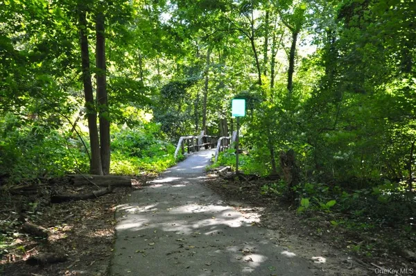 $155,000 | 142 Garth Road, Unit 1A, Scarsdale, NY 10583