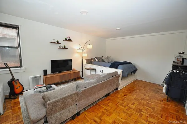 $155,000 | 142 Garth Road, Unit 1A, Scarsdale, NY 10583