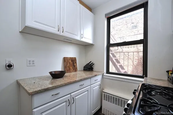$155,000 | 142 Garth Road, Unit 1A, Scarsdale, NY 10583