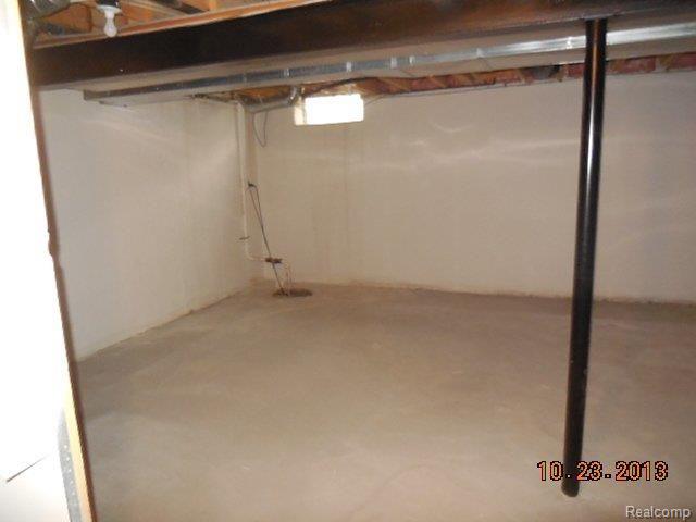 45505 Rathmore Drive, Unit 72 Macomb, MI 48044 - Photo 15 of 17 45505 Rathmore Dr Macomb (43).JP