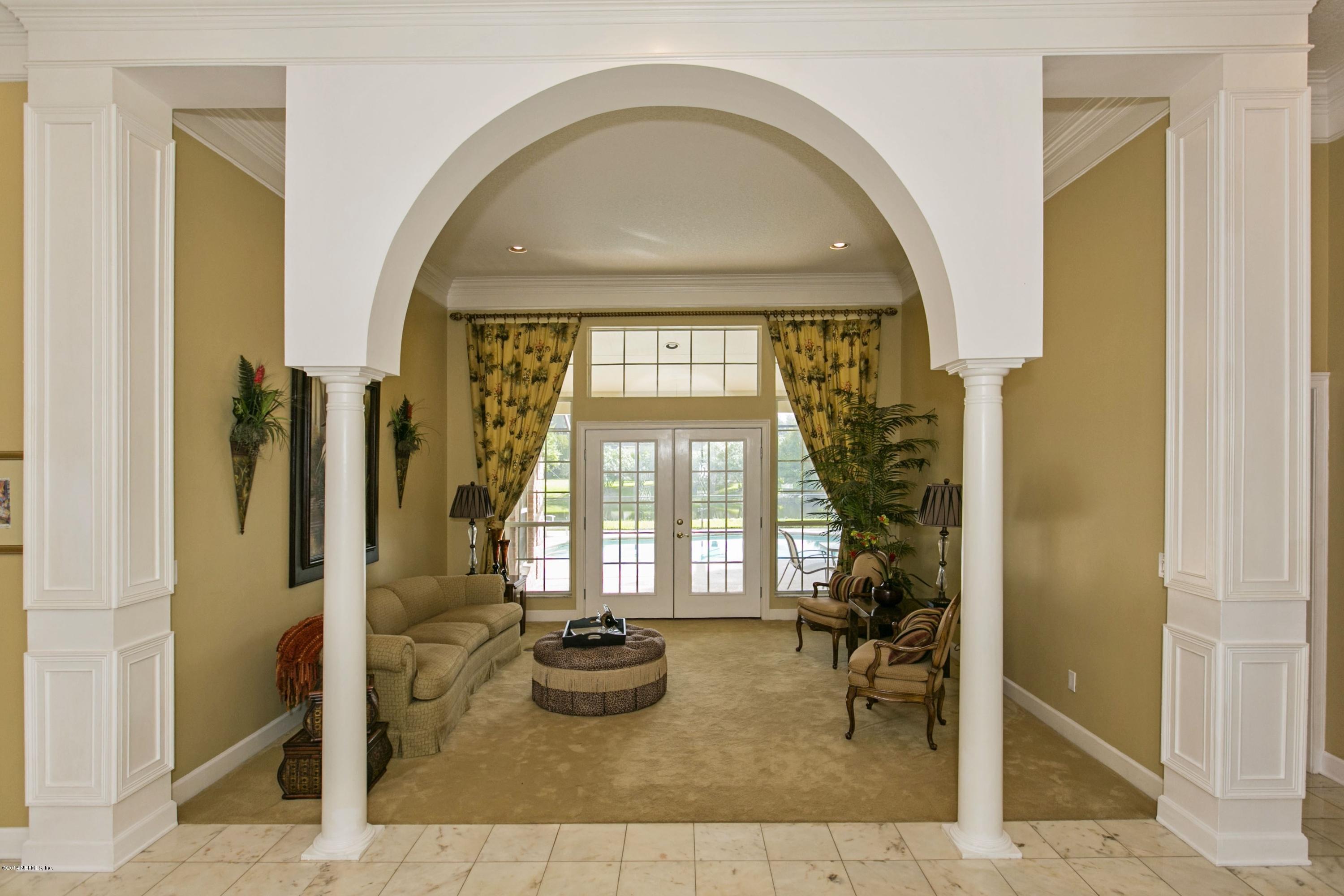 8245 Riding Club Road Jacksonville, FL 32256 - Photo 5 of 27 Living Room