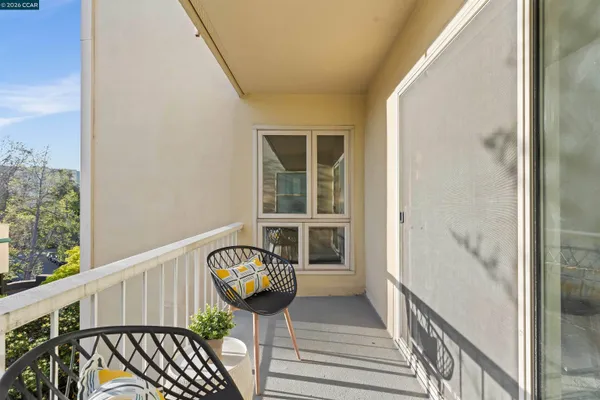$499,000 | 590 El Dorado Avenue, Unit 214, Oakland, CA 94611