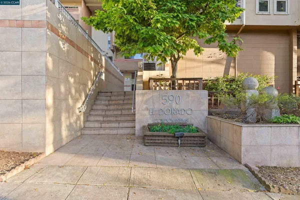 $499,000 | 590 El Dorado Avenue, Unit 214, Oakland, CA 94611