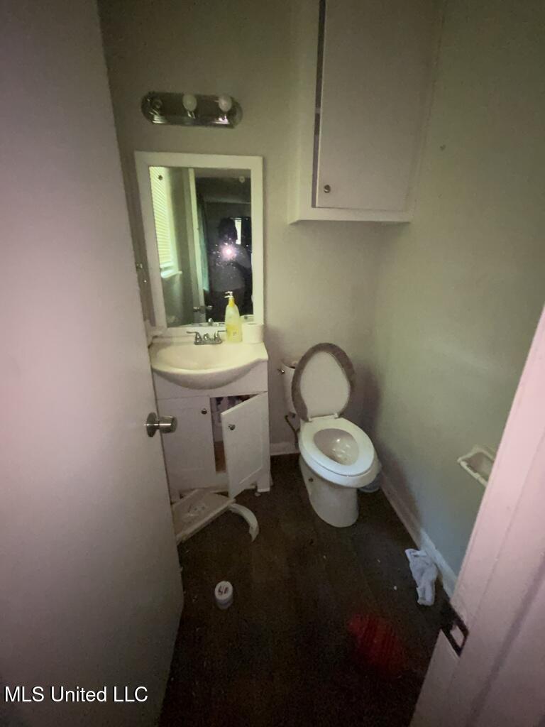 916 Palm Street Jackson, MS 39212 - Photo 5 of 8 2025_06_24_14_25_40