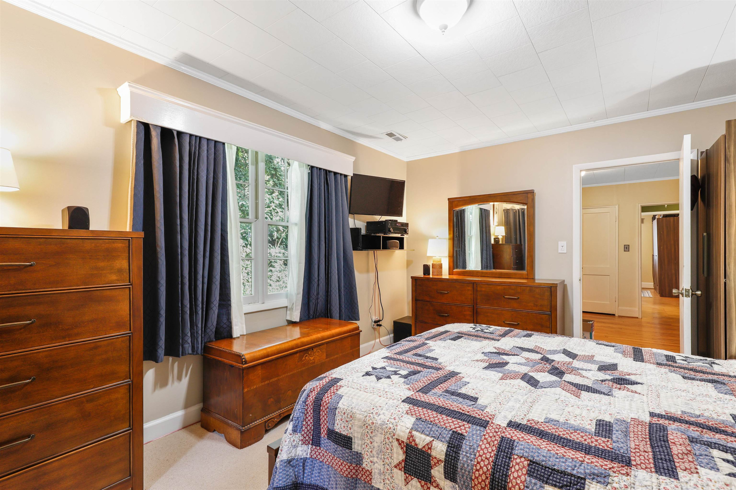 909 Gardner Street Raleigh, NC 27607 - Photo 10 of 21 Photo 10