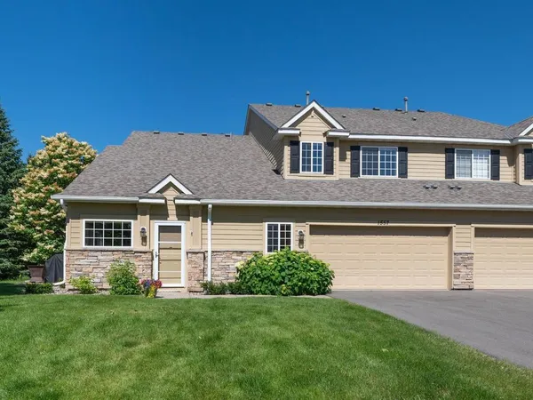 $330,000 | 1557 Fox Hunt Way, Victoria, MN 55386
