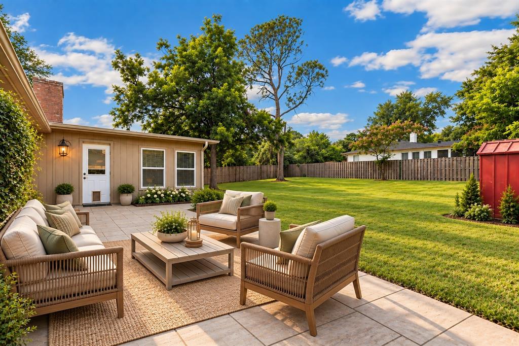 909 North Dove Road Grapevine, TX 76051 - Photo 29 of 32 Virtually staged furniture & decor