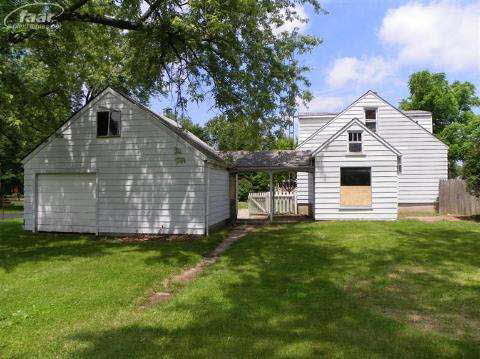 6088 East Potter Road Burton, MI 48509 - Photo 2 of 9 20359624-1.JPG