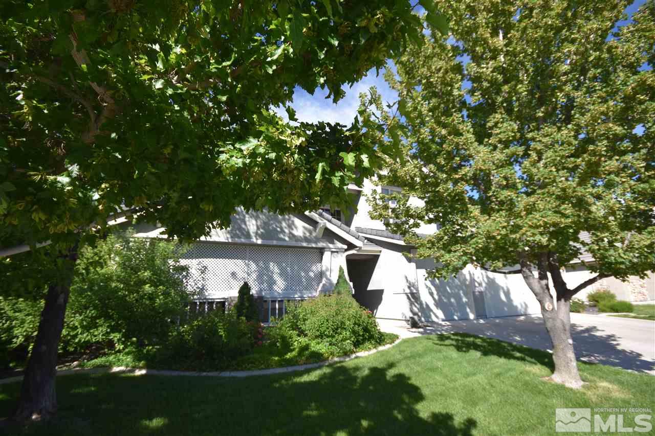 9628 Rolling Rock Way Reno, NV 89521 - Photo 3 of 23 a view of yard with green space