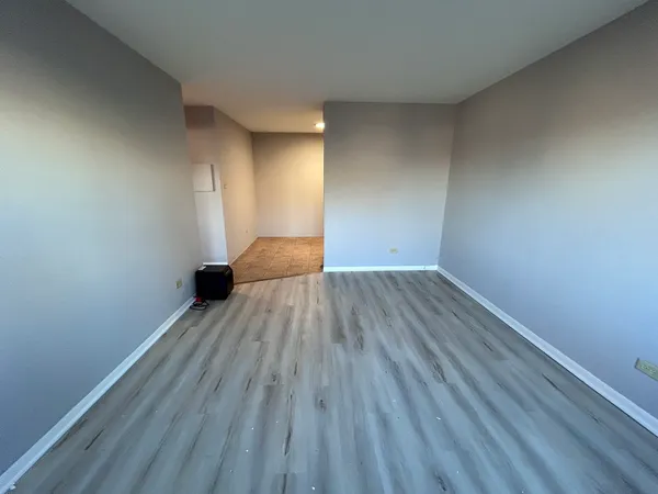 $1,150 | 1213 34th Avenue, Unit 16, Melrose Park, IL 60160