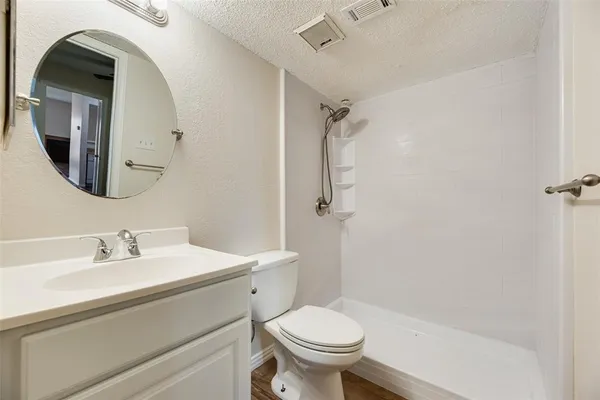 $160,000 | 3101 Sondra Drive, Unit 107, Fort Worth, TX 76107