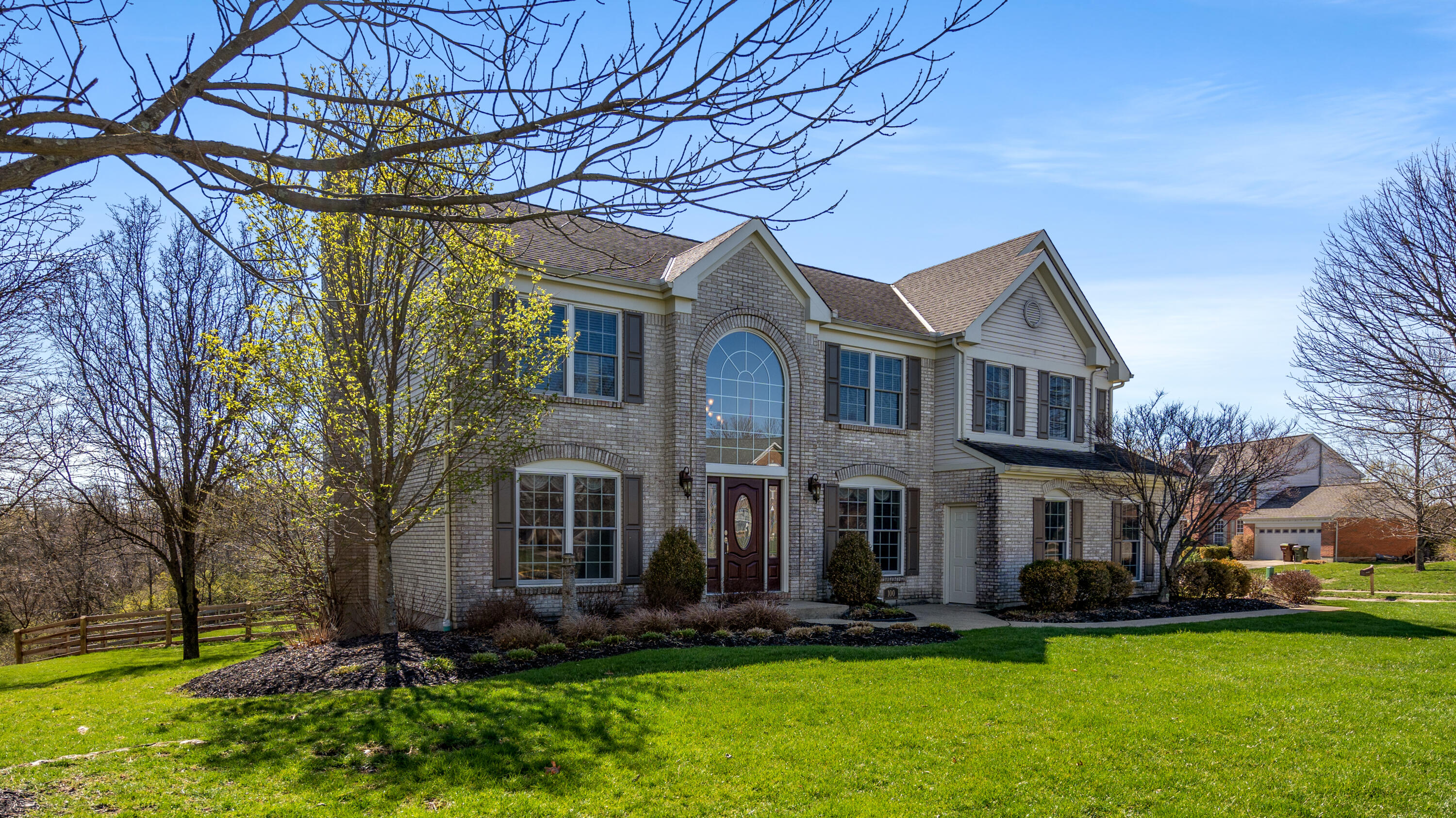100 Ridgepointe Drive Cold Spring, KY 41076 - Photo 2 of 45