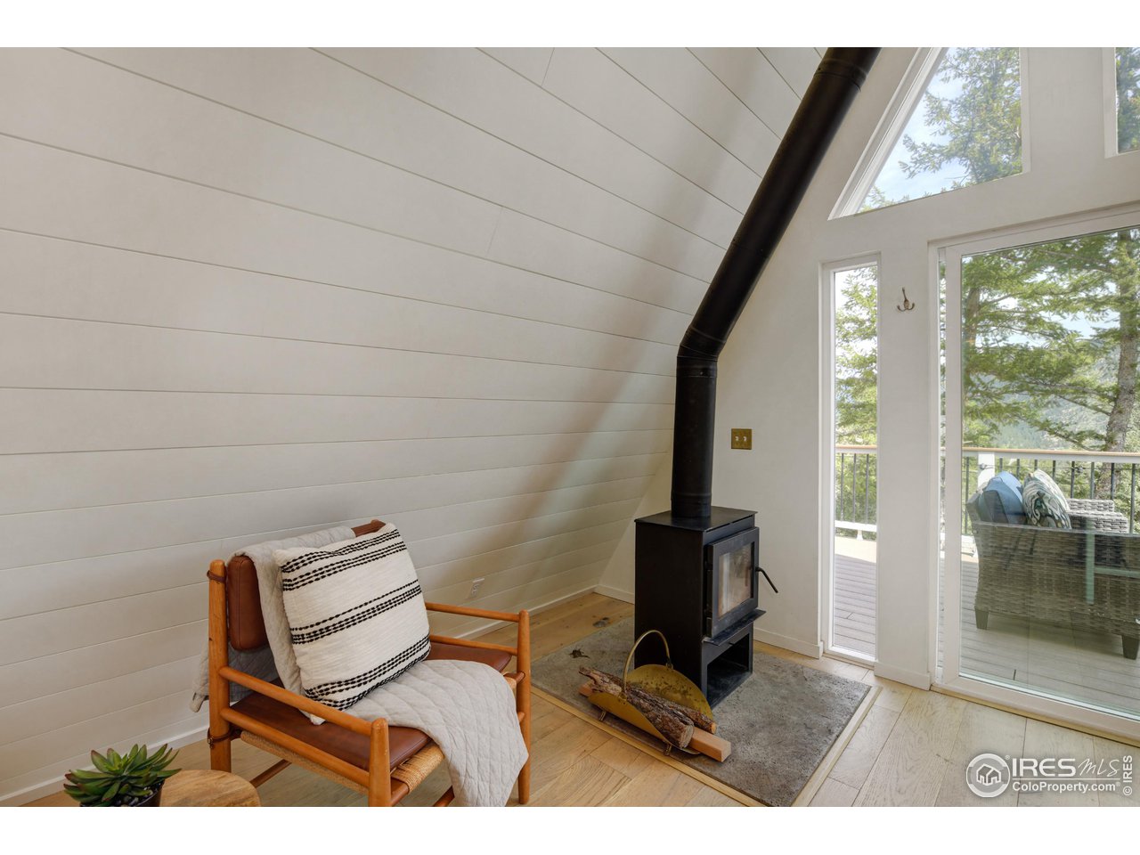 100 Elk Road Lyons, CO 80540 - Photo 12 of 36 Gallery Image 12
