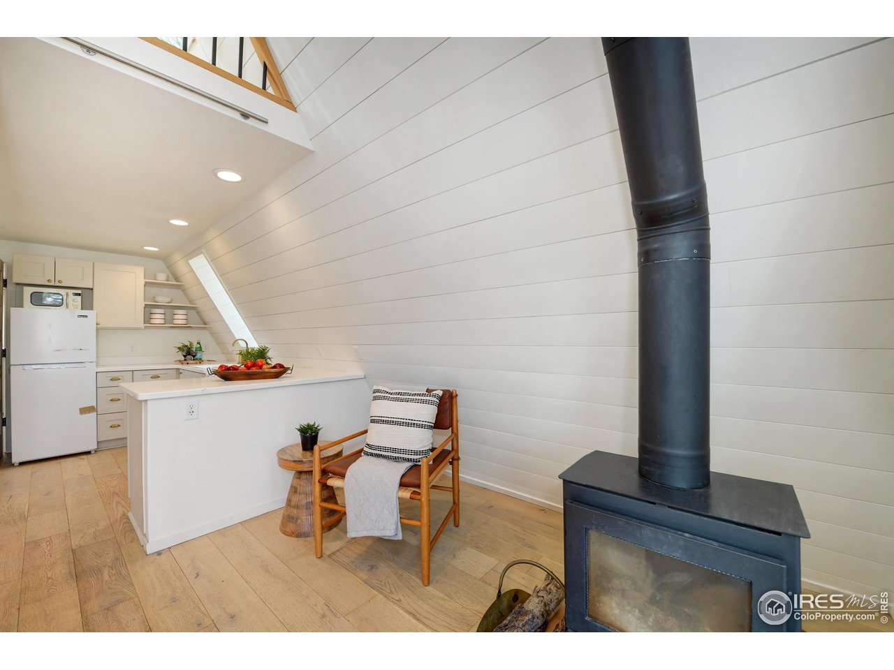 100 Elk Road Lyons, CO 80540 - Photo 16 of 36 Gallery Image 16