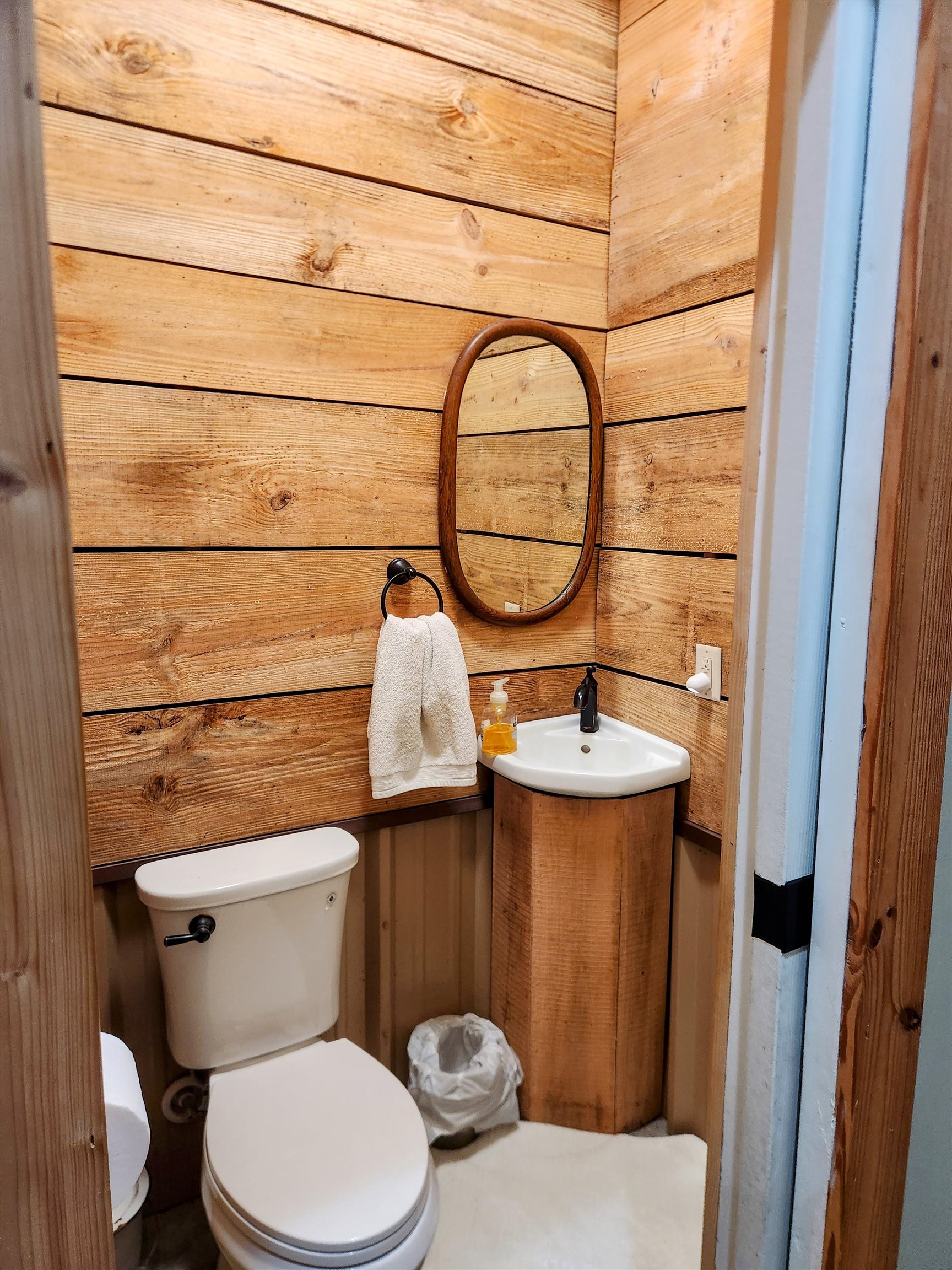 15461 Highway 98 Foley, AL 36535 - Photo 7 of 28 Bathroom