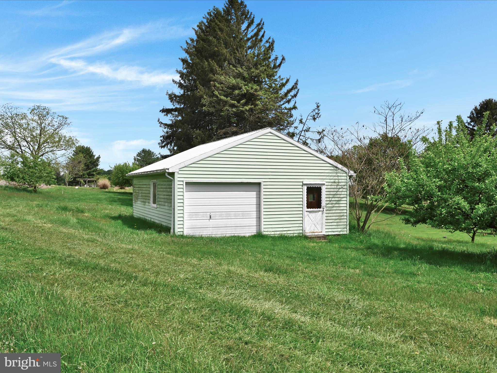 7182 Kopp Road Spring Grove, PA 17362 - Photo 40 of 52 Workshop/garage