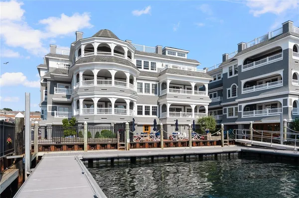 $3,450,000 | 24 Brown And Howard Wharf, Unit 301, Newport, RI 02840