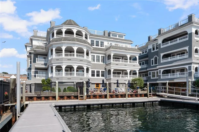 $3,450,000 | 24 Brown And Howard Wharf, Unit 301, Newport, RI 02840