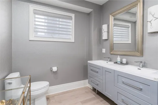 $3,200,000 | 24 Brown And Howard Wharf, Unit 301, Newport, RI 02840
