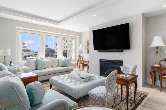 $3,450,000 | 24 Brown And Howard Wharf, Unit 301, Newport, RI 02840