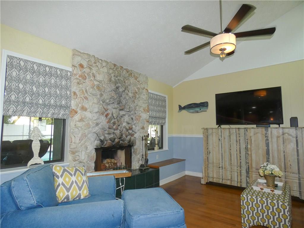 2061 Southeast Pyramid Road Port St. Lucie, FL 34952 - Photo 17 of 46 Family room