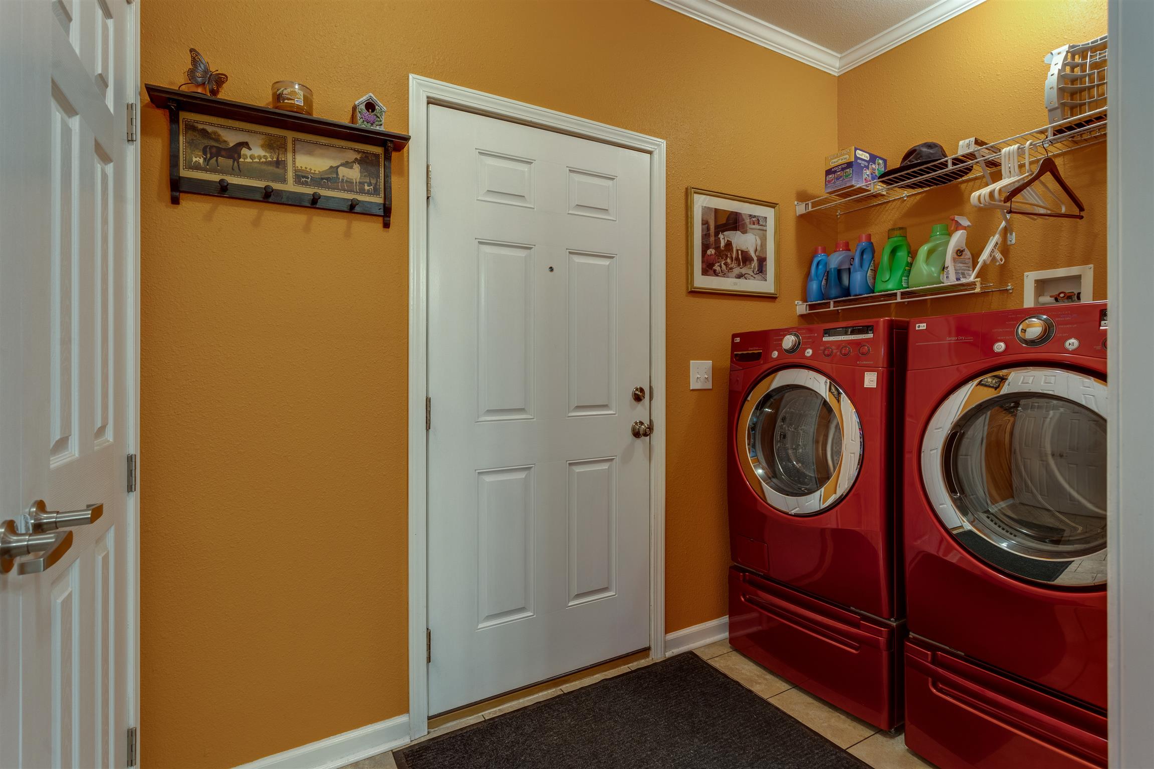 3675 Ball Hollow Road Pulaski, TN 38478 - Photo 18 of 28 Laundry Room - Washer/Dryer are included!