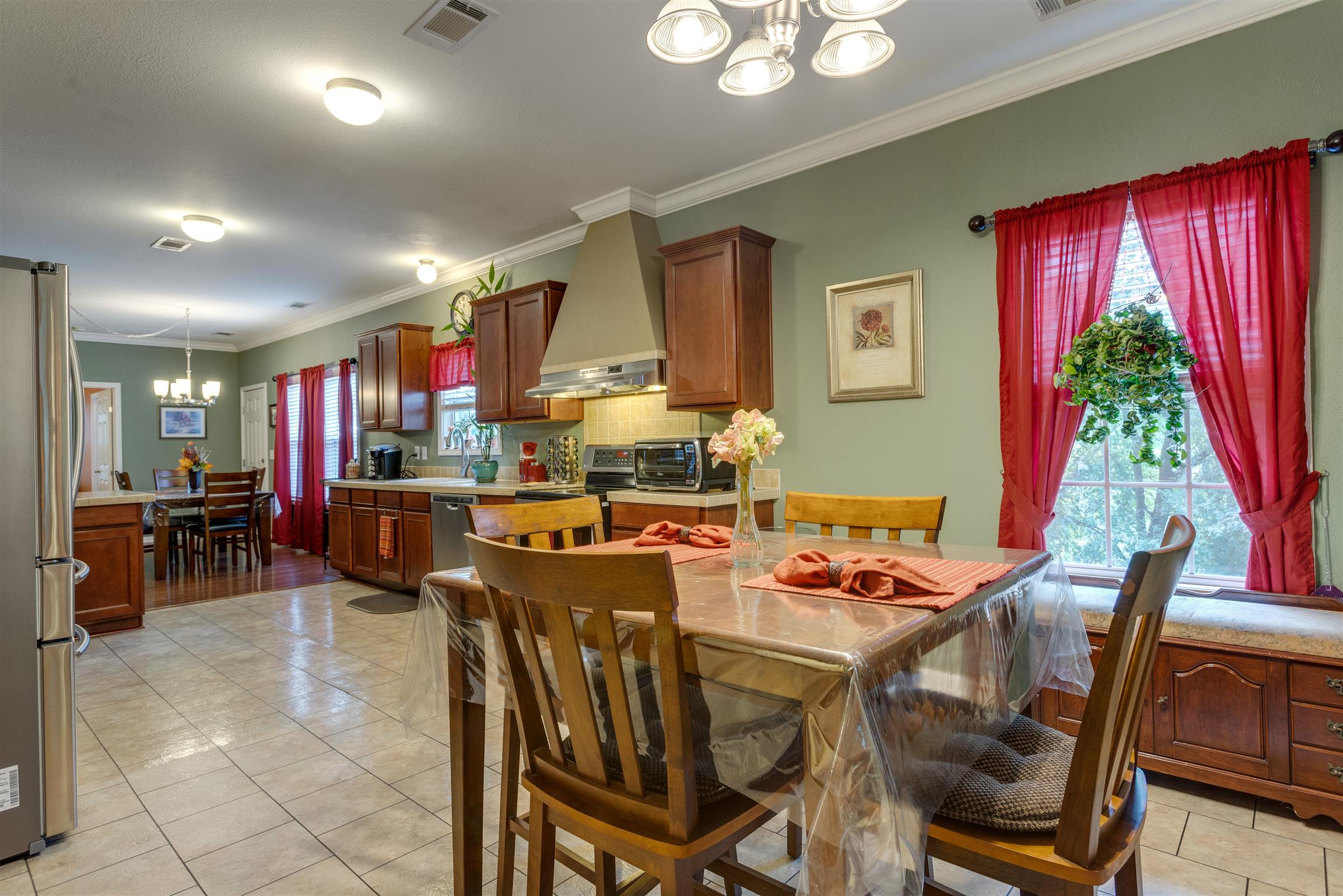 3675 Ball Hollow Road Pulaski, TN 38478 - Photo 3 of 28 Beautifully maintained home, with Crown Molding and 9' ceilings.
