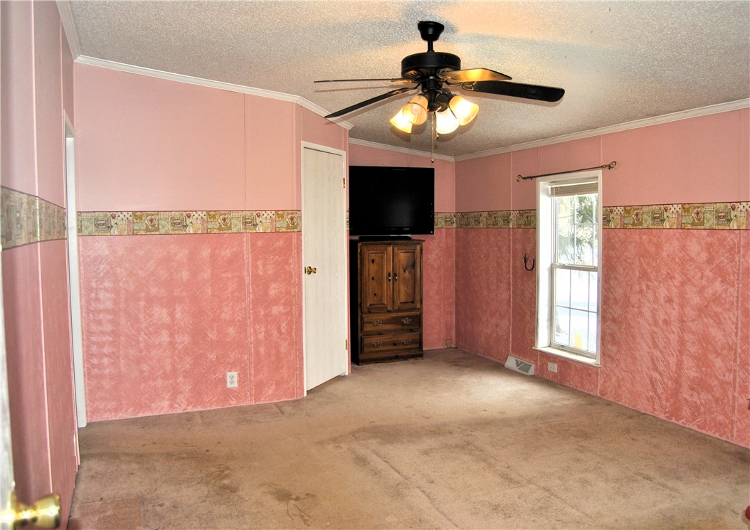 7200 Adams Road Livonia, NY 14466 - Photo 9 of 17 Primary Bedroom