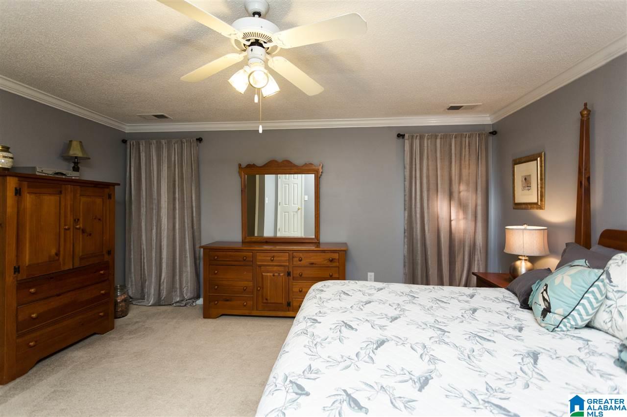 220 Greenfield Lane Alabaster, AL 35007 - Photo 32 of 44