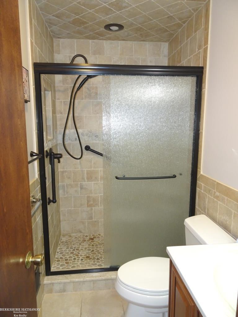 18247 Stephens Eastpointe, MI 48021 - Photo 13 of 53 Gallery Image 13