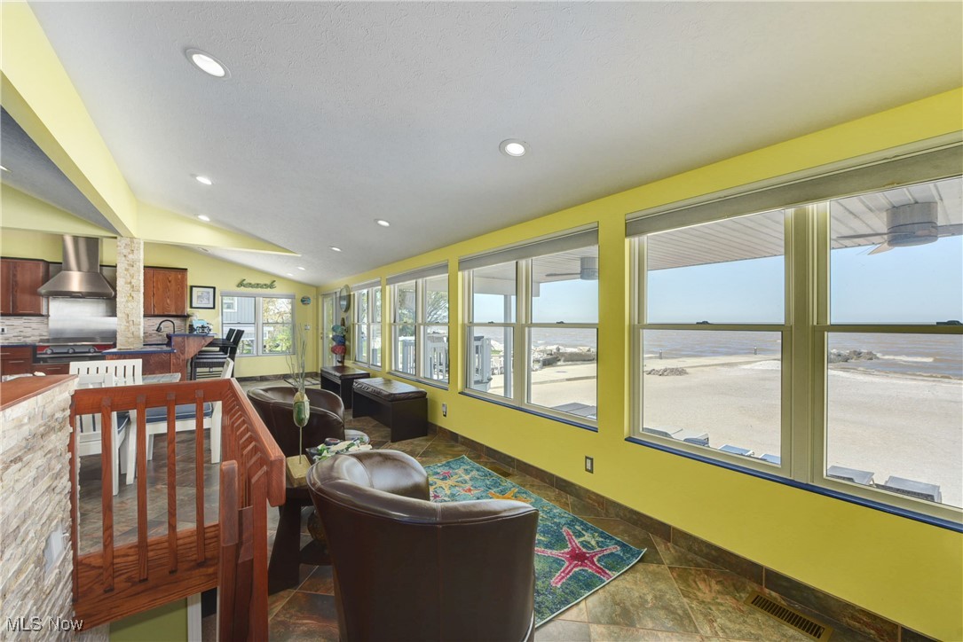 13005 West Lake Road Vermilion, OH 44089 - Photo 10 of 50 Gallery Image 10