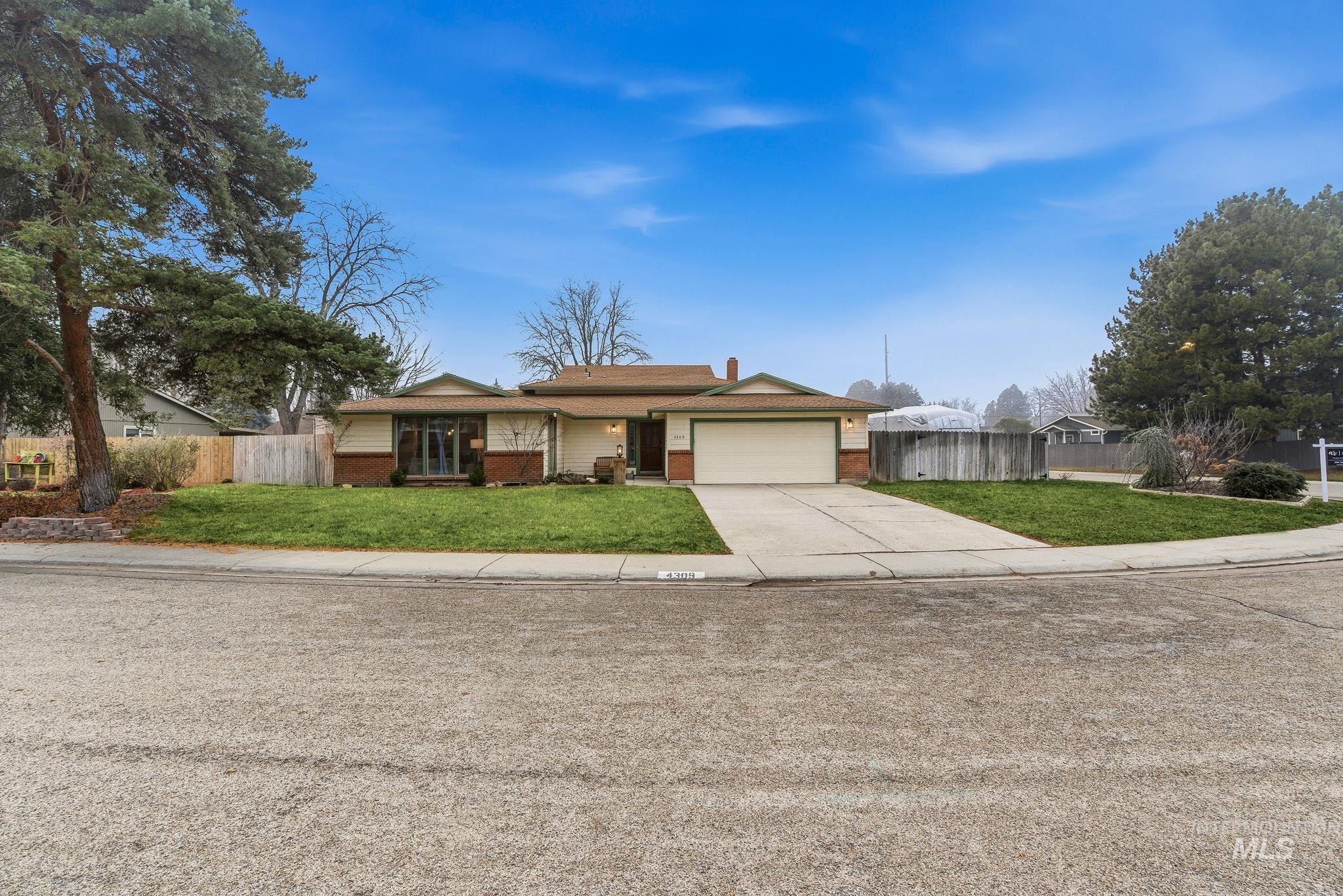 4309 North Marylebone Way Boise, ID 83713 - Photo 2 of 48