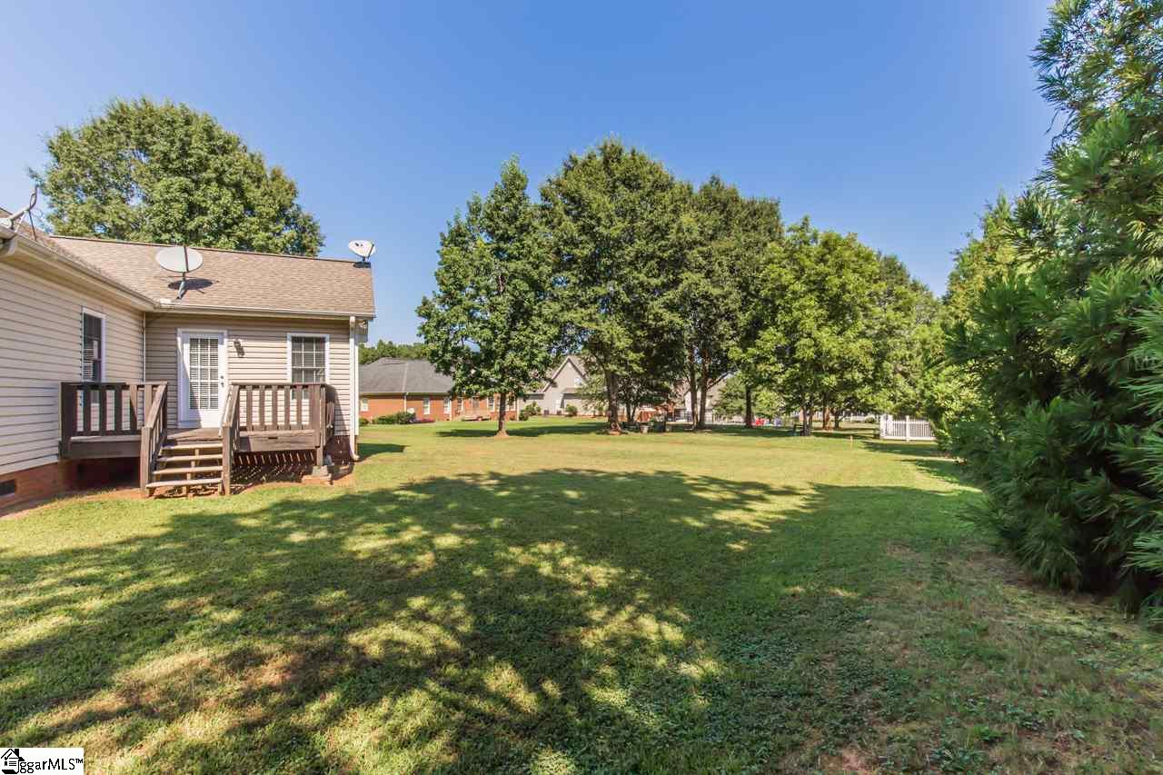 445 Winesap Road Duncan, SC 29334 - Photo 13 of 25 Gallery Image 13