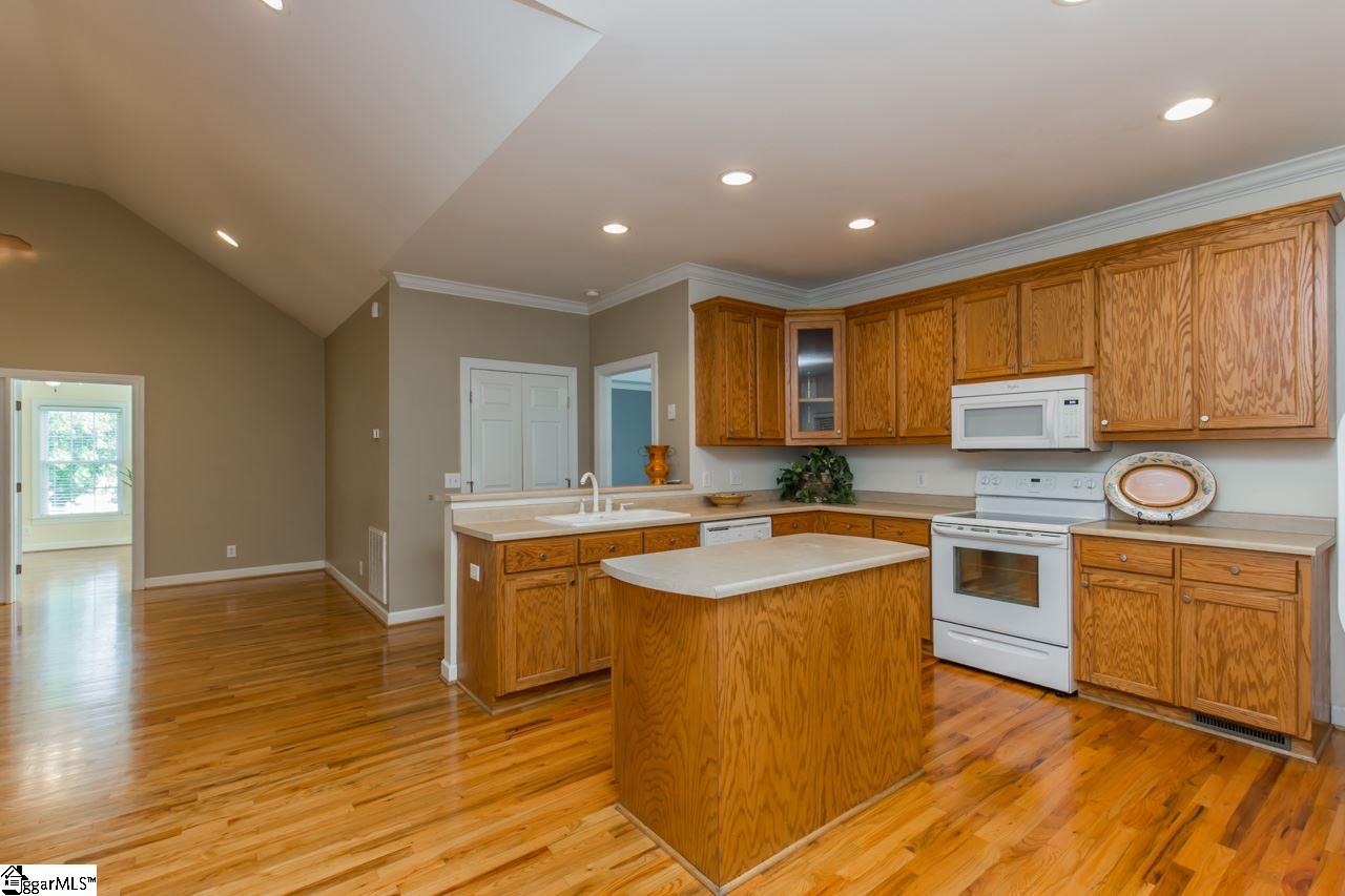 445 Winesap Road Duncan, SC 29334 - Photo 3 of 25 Gallery Image 3